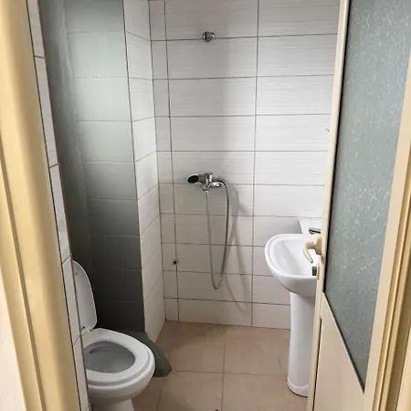 3 Palmat Ksamil